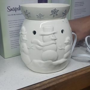 "Snow Day" Scentsy warmer